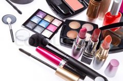欧美香水彩妆化妆品一手货源，量大优惠，厂家供应